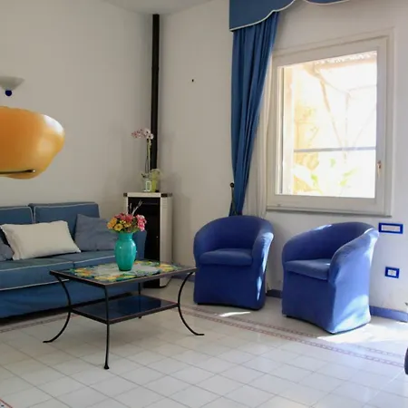 Апартаменты Flower Power Позитано