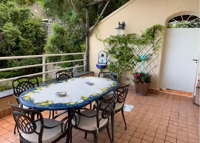 Flower Power Позитано