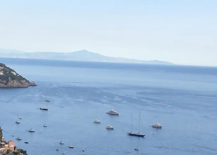 Flower Power Позитано